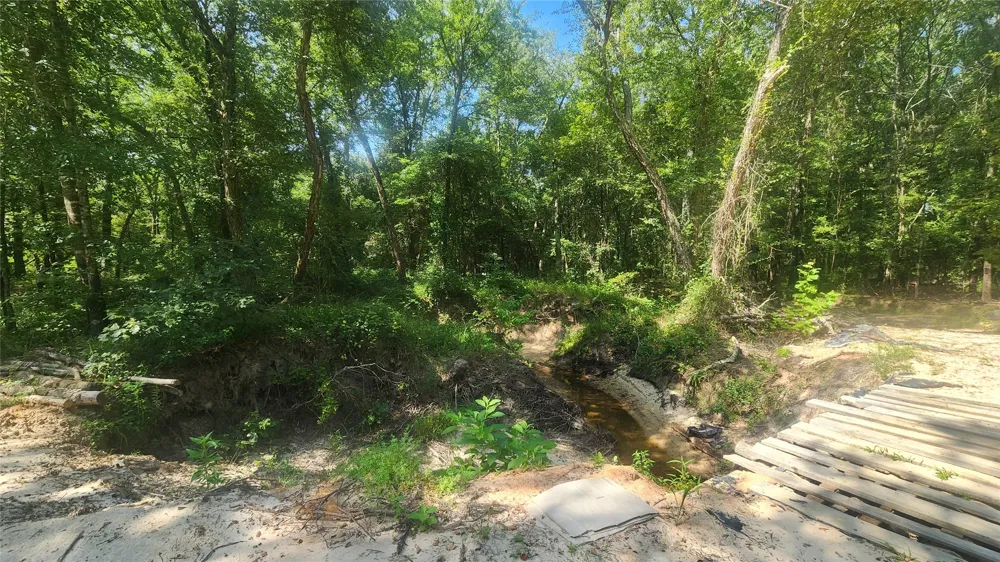 S Skylark Road Lane, OK 74555