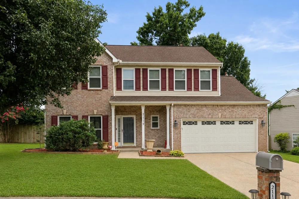 2115 Ponty Pool Dr Mount Juliet, TN 37122