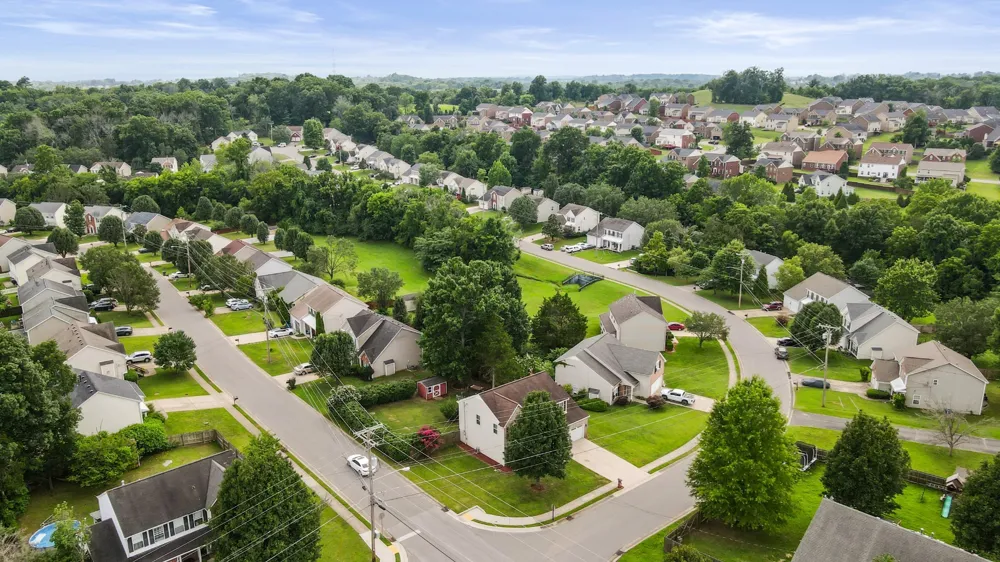 2115 Ponty Pool Dr Mount Juliet, TN 37122