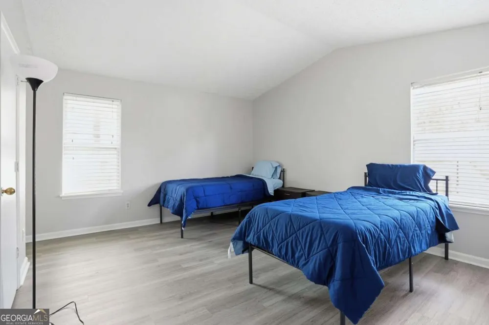 5420 Forest Downs CIR College Park, GA 30349