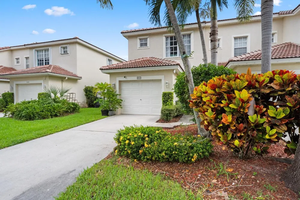 9037 Tremezzo Lane Boynton Beach, FL 33472