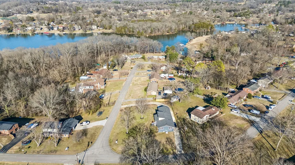 240 NW Clearview Dr Mount Juliet, TN 37122