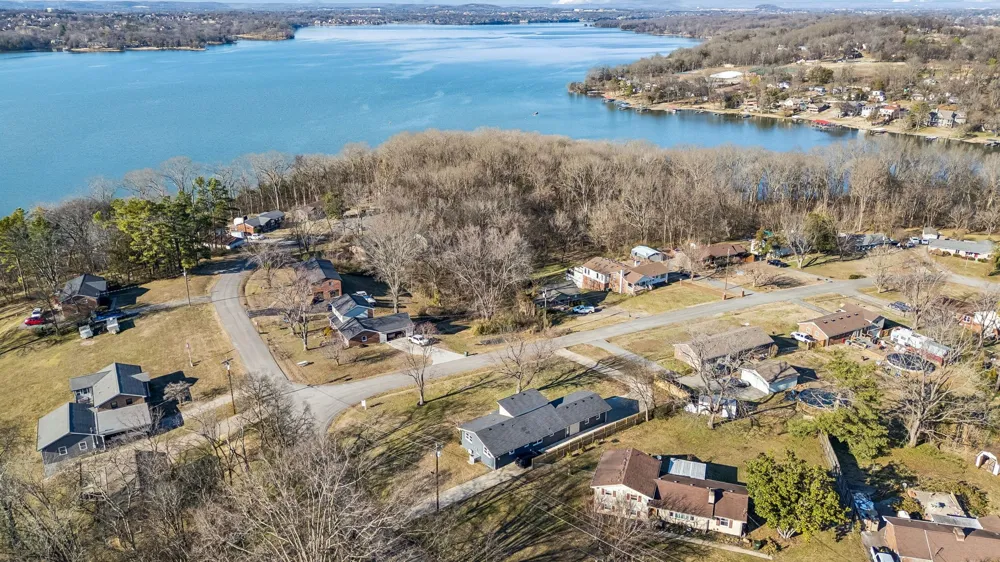 240 NW Clearview Dr Mount Juliet, TN 37122