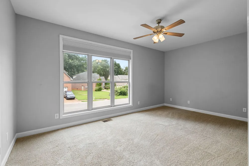 4848 Peninsula Pointe Dr Hermitage, TN 37076