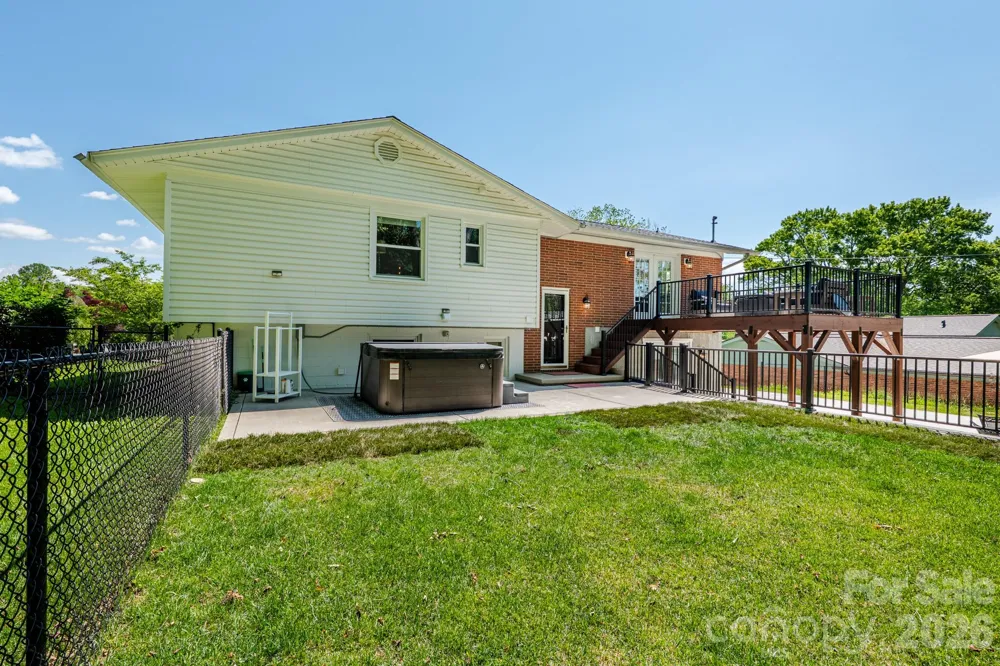 11 Summit Drive Arden, NC 28704