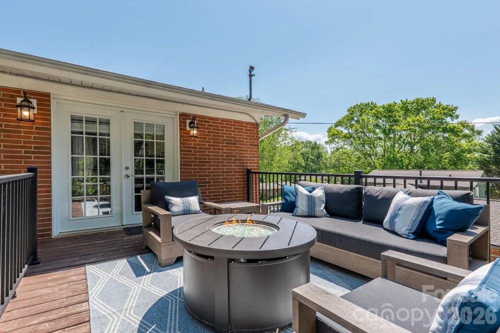 11 Summit Drive Arden, NC 28704
