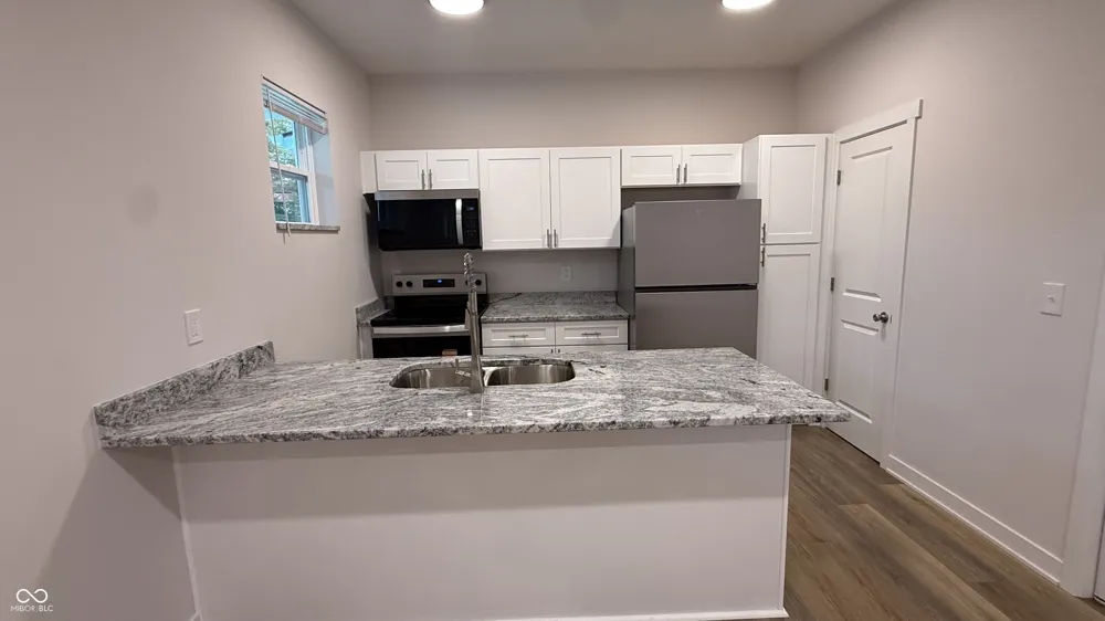 409 N Walcott St - Unit A Indianapolis, IN 46201
