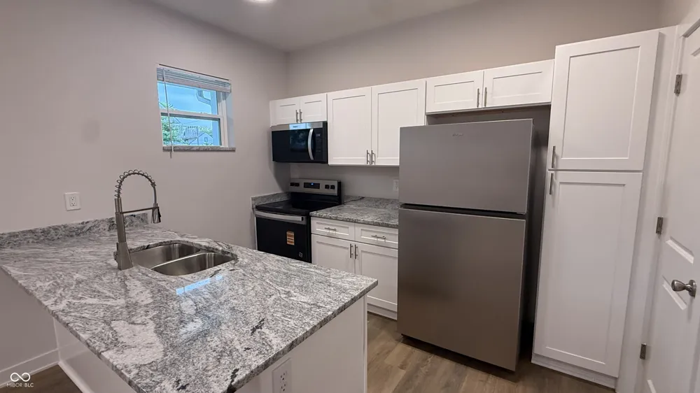 409 N Walcott St - Unit A Indianapolis, IN 46201