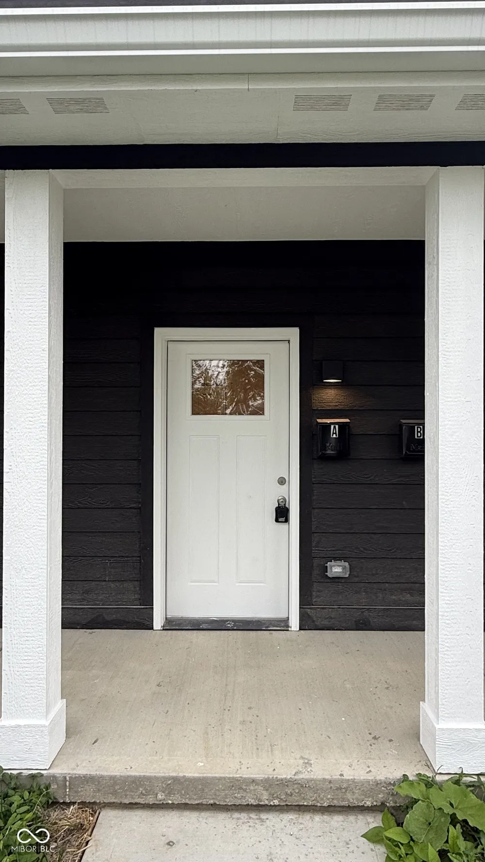 409 N Walcott St - Unit A Indianapolis, IN 46201