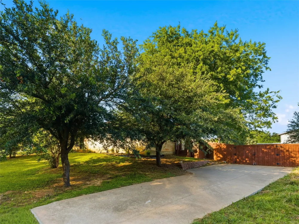 52 Jacqueline Lane Denison, TX 75020