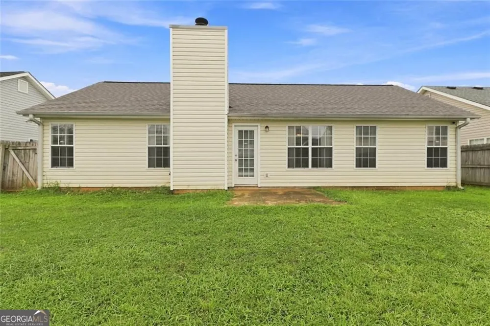 2312 Sugarleaf TRL Hampton, GA 30228
