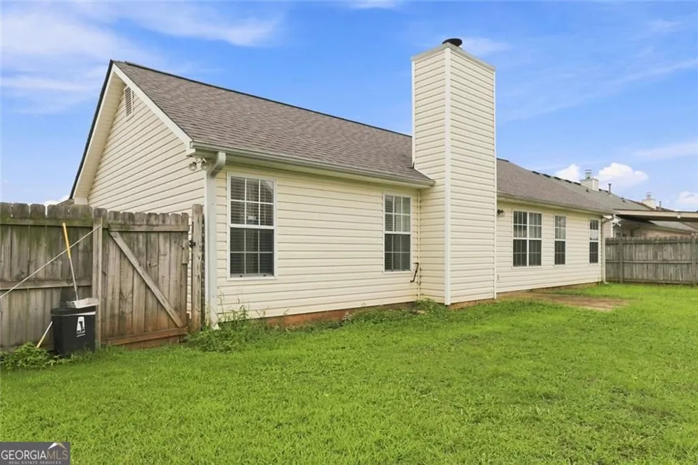 2312 Sugarleaf TRL Hampton, GA 30228