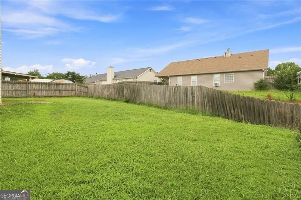2312 Sugarleaf TRL Hampton, GA 30228