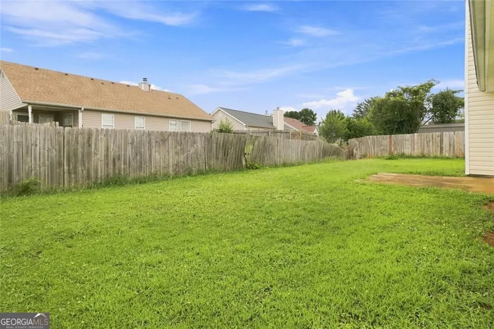 2312 Sugarleaf TRL Hampton, GA 30228