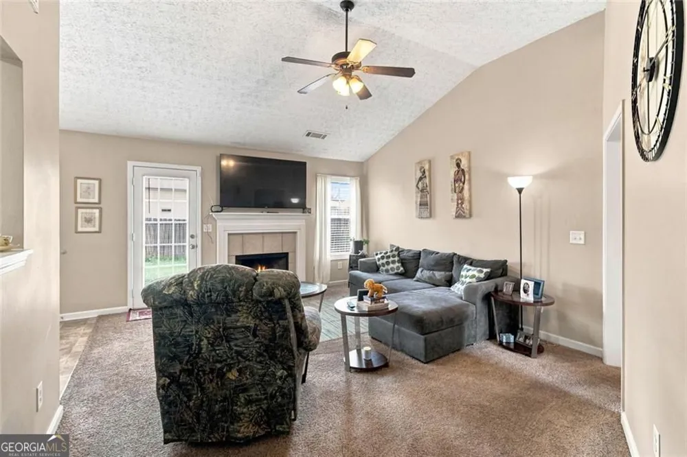 2312 Sugarleaf TRL Hampton, GA 30228
