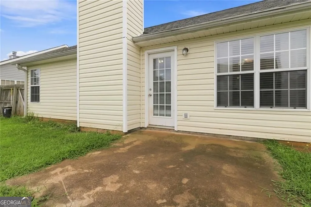 2312 Sugarleaf TRL Hampton, GA 30228