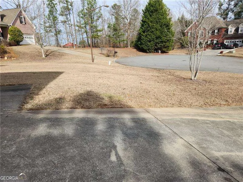 1943 Little Creek XING NW Acworth, GA 30101