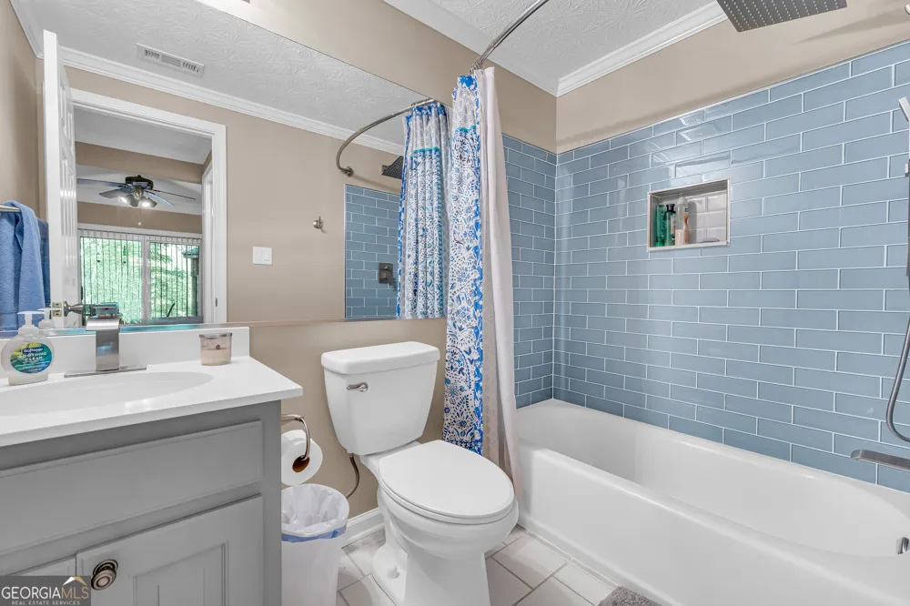 131 Sunrise DR Lavonia, GA 30553