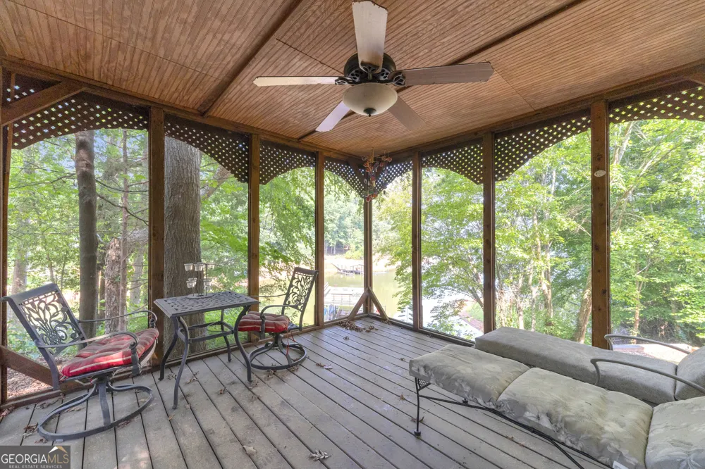 131 Sunrise DR Lavonia, GA 30553