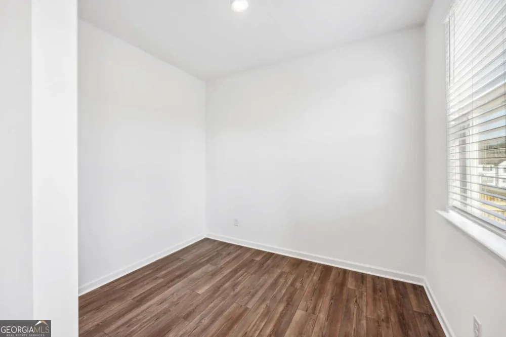 33 Constitution AVE Pendergrass, GA 30567
