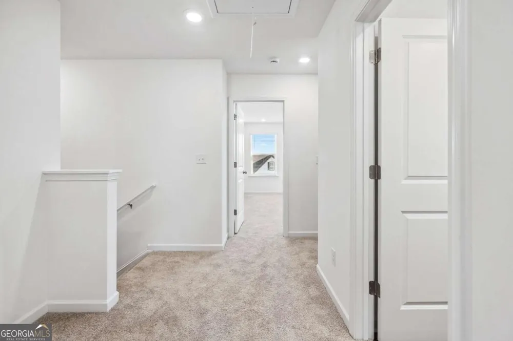 33 Constitution AVE Pendergrass, GA 30567