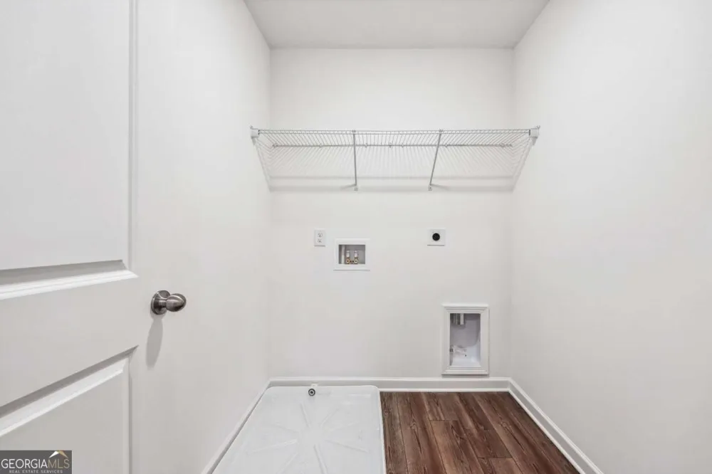 33 Constitution AVE Pendergrass, GA 30567