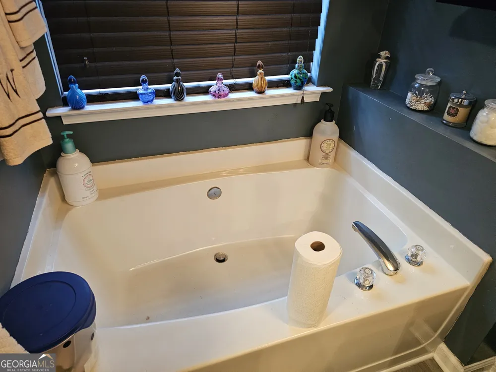 3536 Stonefield CT Rex, GA 30273