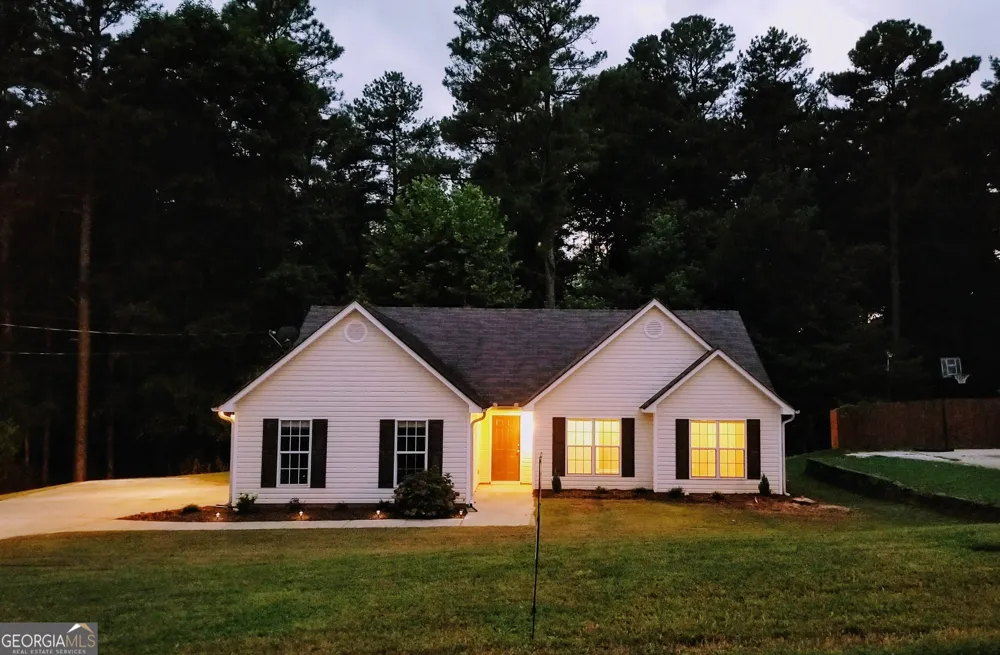 2720 Dacula Cove CIR Dacula, GA 30019