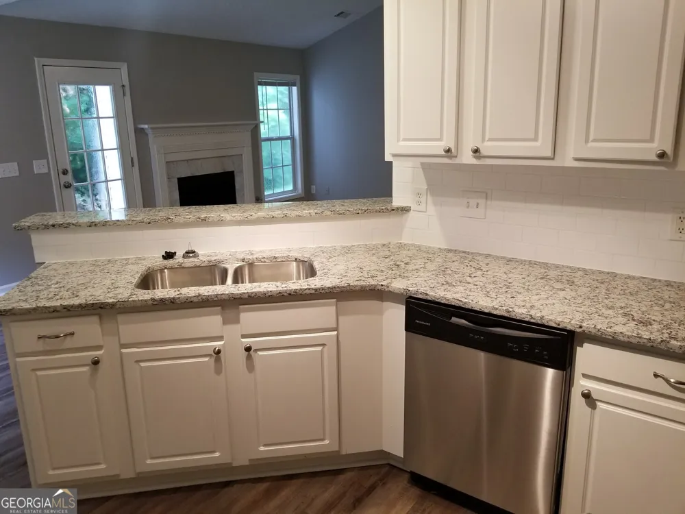 2720 Dacula Cove CIR Dacula, GA 30019