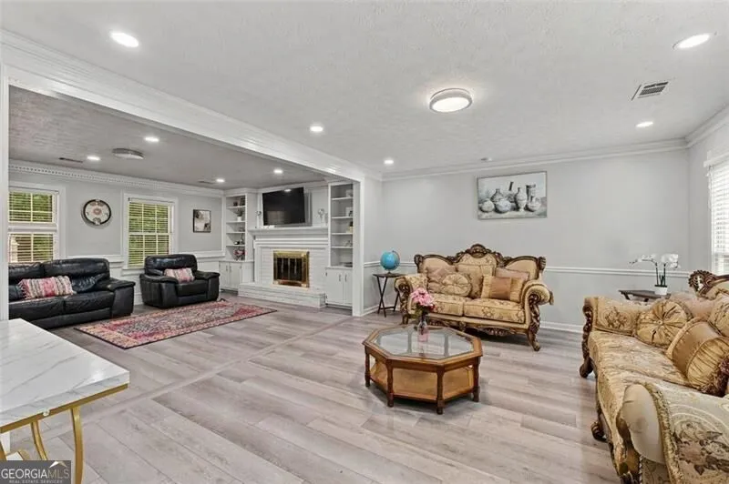 5497 Georgetown TRCE SW Lilburn, GA 30047