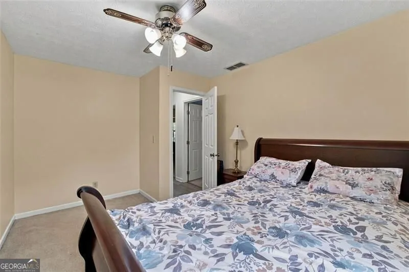 5497 Georgetown TRCE SW Lilburn, GA 30047