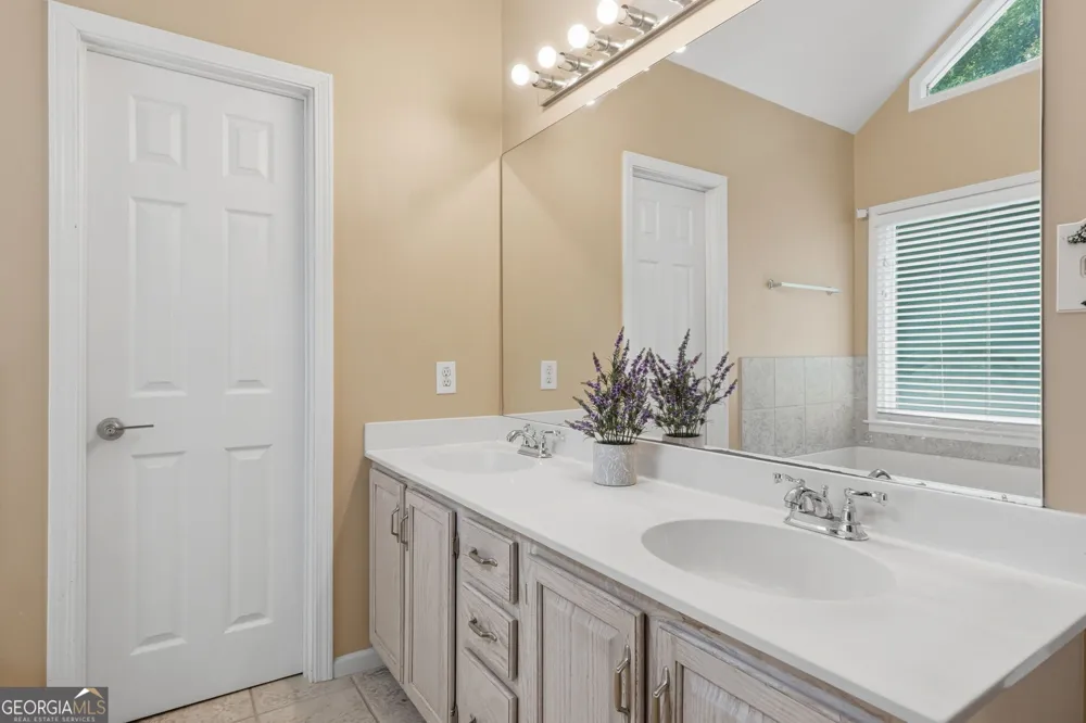 118 Kimmer RD Peachtree City, GA 30269