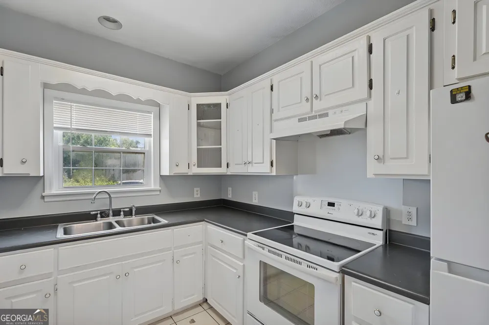 157/159 Drew CIR Brunswick, GA 31525