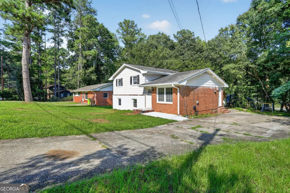 6464 Rabun RD Morrow, GA 30260