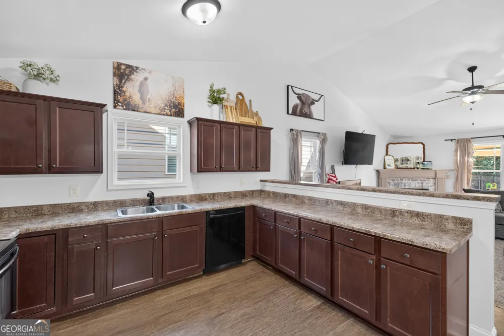 142 Sugar Creek DR Cornelia, GA 30531