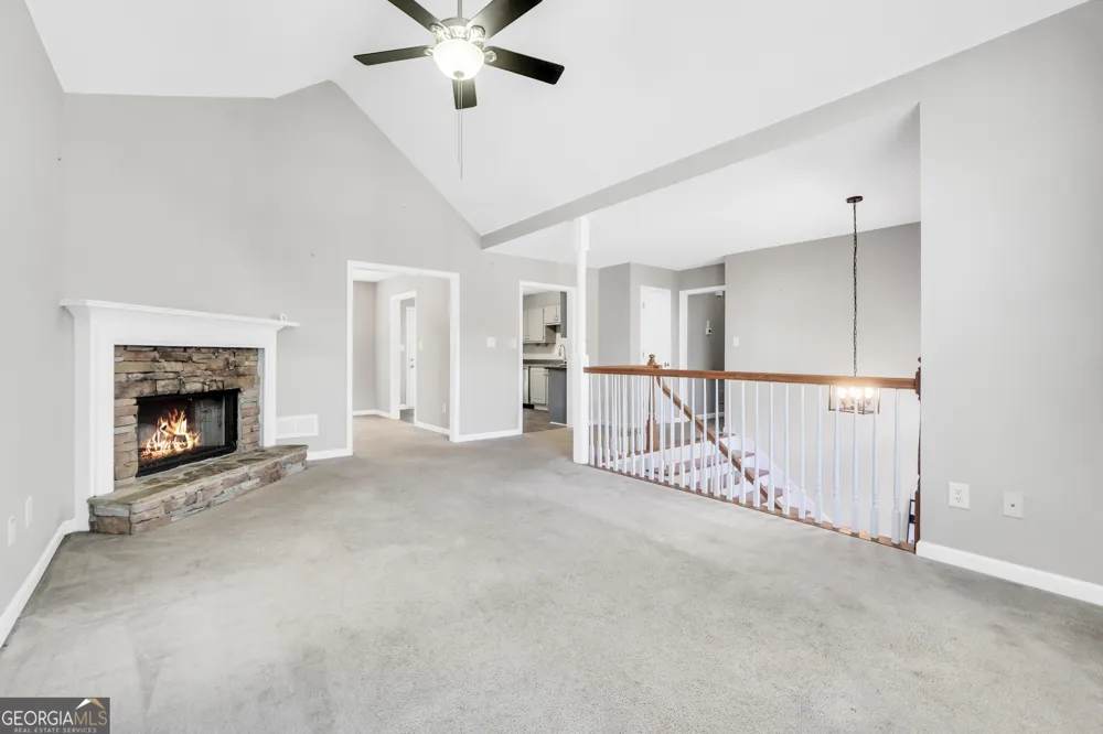 105 Dawn CT Jackson, GA 30233
