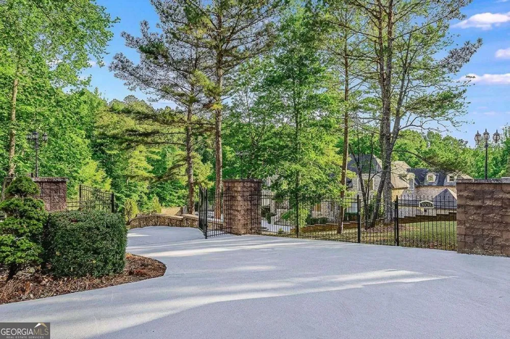 9830 Cedar Grove RD Chattahoochee Hills, GA 30213