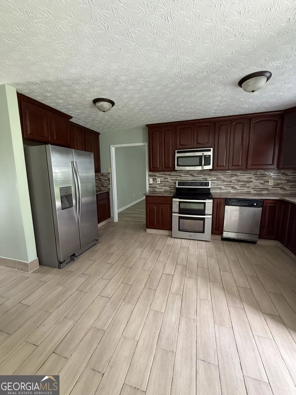 755 Tara BND Hampton, GA 30228