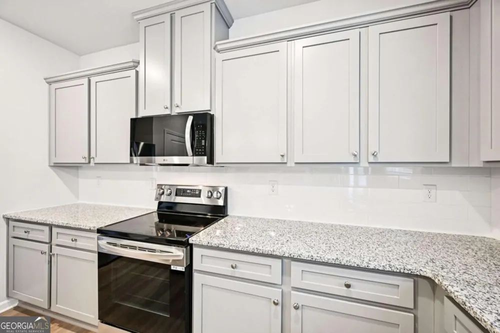 355 Cedar Wood TRCE Winder, GA 30680