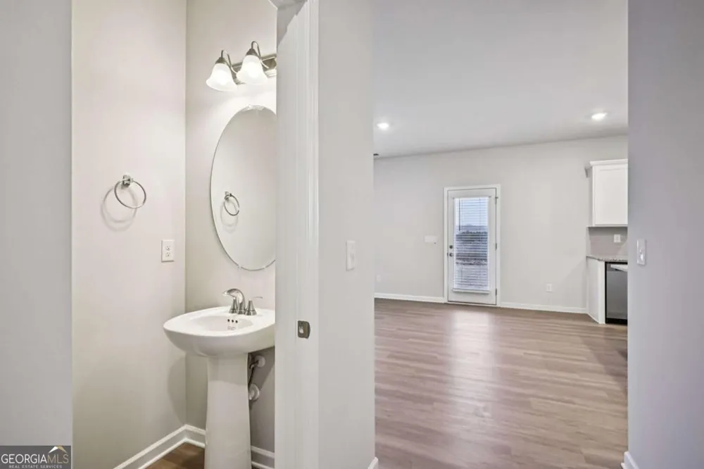 367 Cedar Wood TRCE Winder, GA 30680