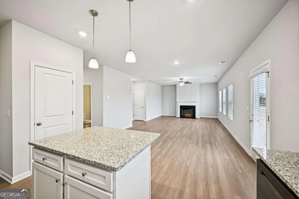 367 Cedar Wood TRCE Winder, GA 30680