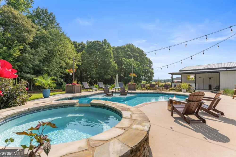 2890 Fears RD Madison, GA 30650