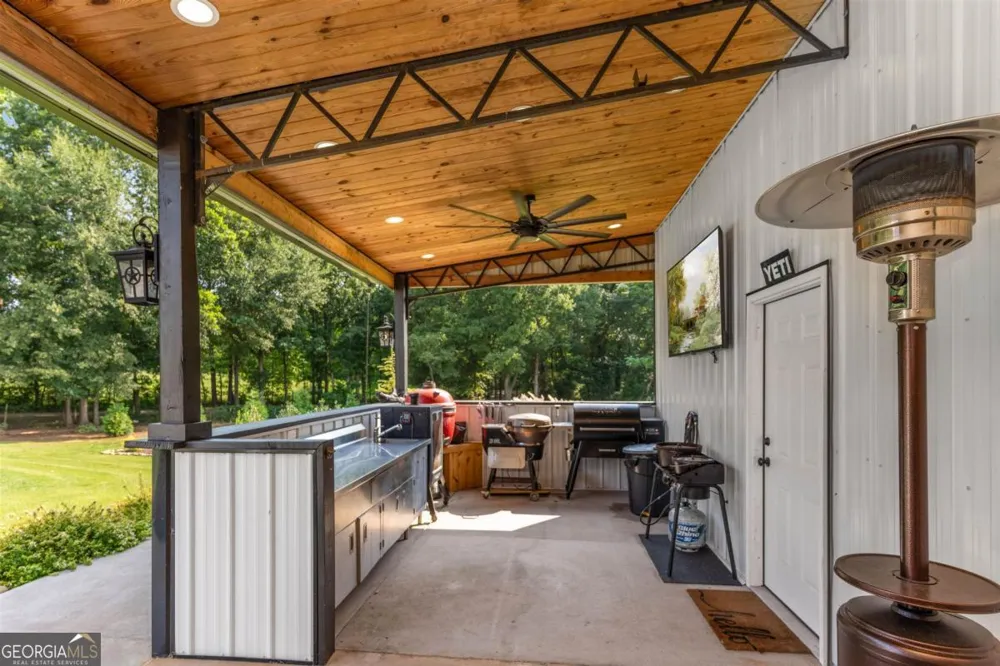 2890 Fears RD Madison, GA 30650