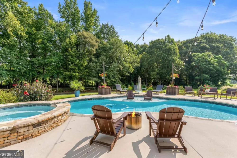 2890 Fears RD Madison, GA 30650