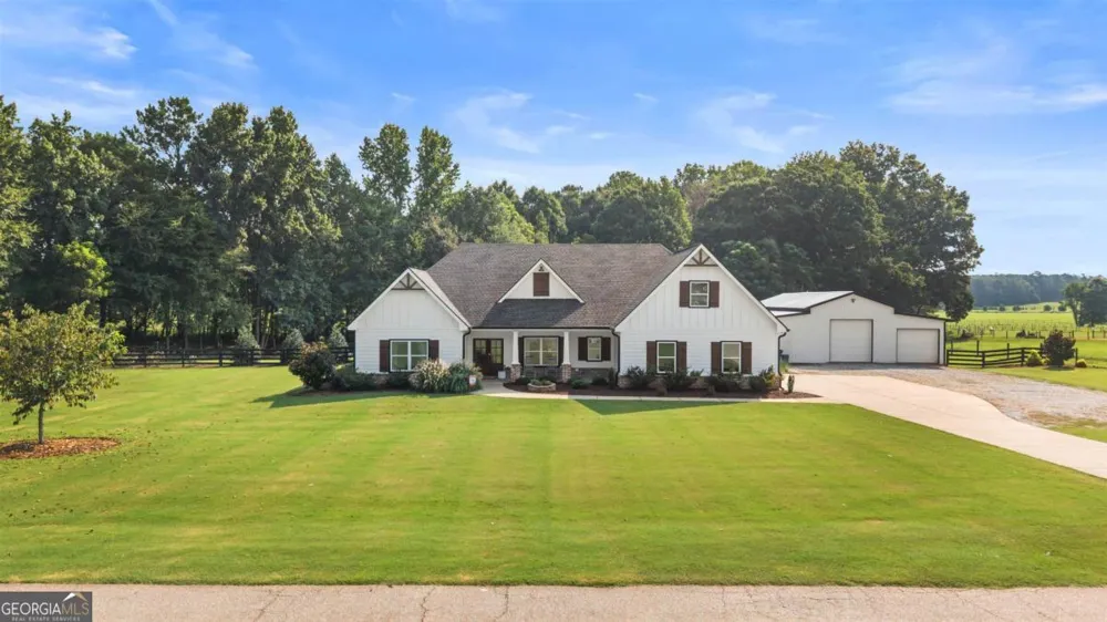 2890 Fears RD Madison, GA 30650