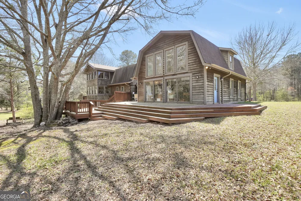 330 Country Kitchen RD Barnesville, GA 30204