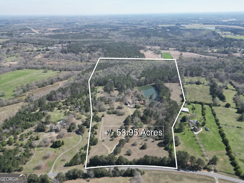 330 Country Kitchen RD Barnesville, GA 30204