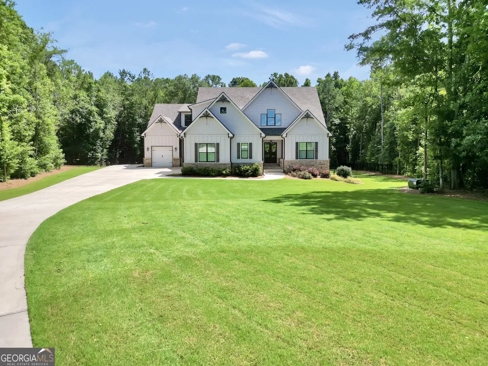 110 Whirlaway CT Forsyth, GA 31029