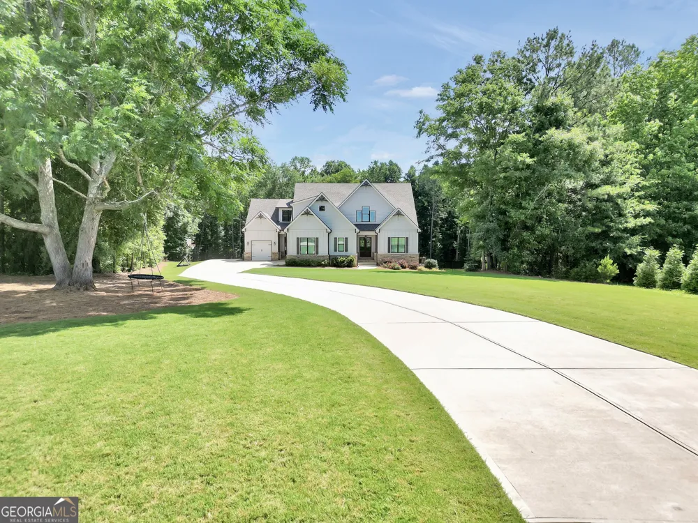 110 Whirlaway CT Forsyth, GA 31029