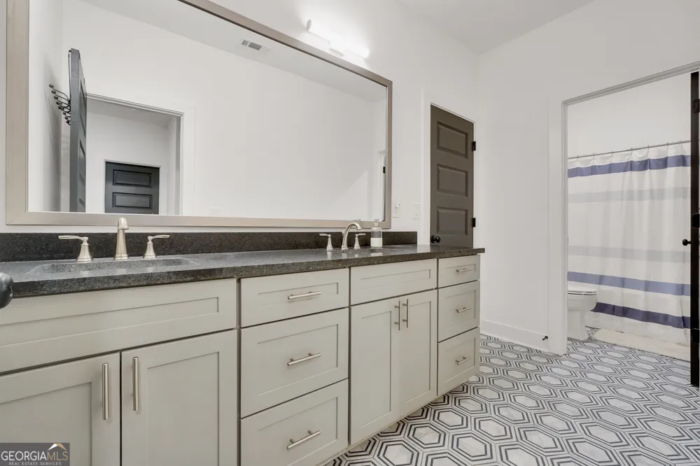 110 Whirlaway CT Forsyth, GA 31029